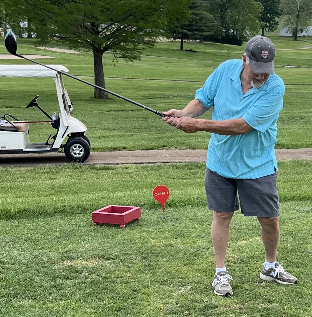 Bill Bunch playing golf again